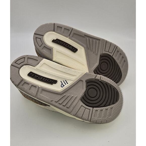 NWOT Jordan Kids 3" Palomino Sneaker Size 10C - Picture 7 of 9